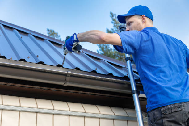 Best Roof Moss and Algae Removal  in West Sacramento, CA